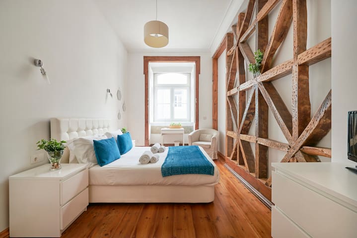 Central 4 Bedroom Apartment Baixa-Chiado