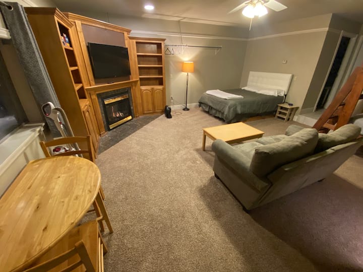Large studio with private entrance on HWY 48