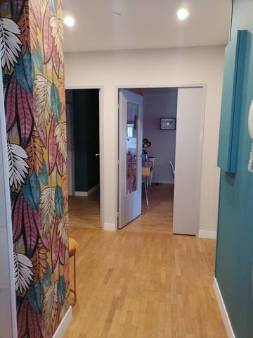 Charming flat in the heart of La Croix Rousse gallery image 4