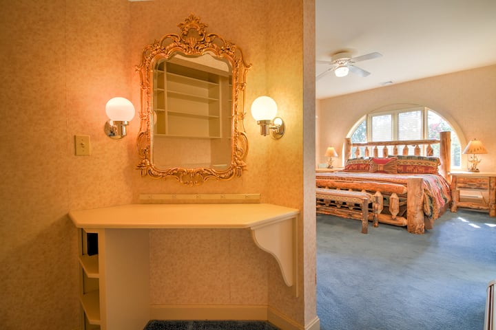 อีกวิวหนึ่งของห้องนอนใหญ่