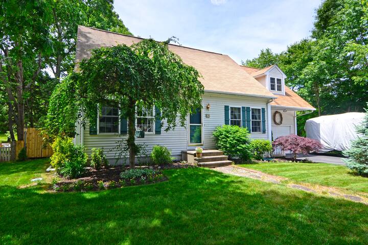 Vineyards, Newport, Narragansett, In-Ground Pool gallery image 3