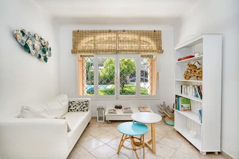 Top performing Airbnb: Beautiful house with a swimming pool in Saint Tropez