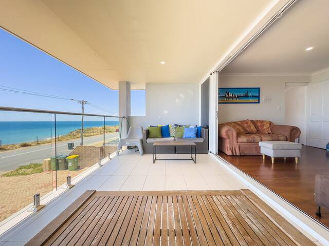 Mandurah beachfront pets bike trails water sports gallery image 4