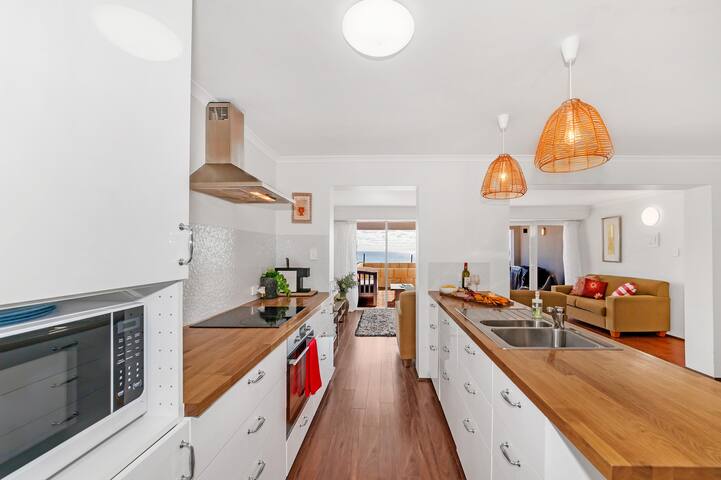 Mandurah beachfront pets bike trails water sports gallery image 5