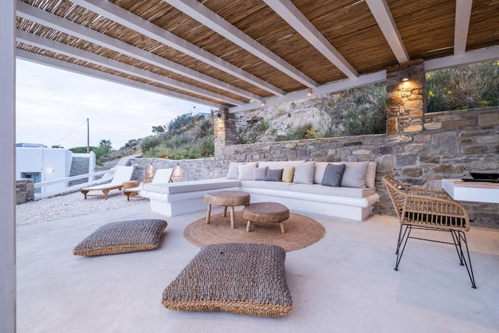 Dora's Sunset Villa in Paros Island - Cycladic houses (Greece) for