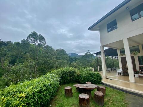 The Forest Lodge at Radiant Retreats, Janda Baik