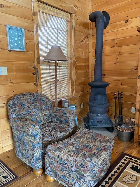 Top performing Airbnb: The Getaway Cabin in Sherwood Shores