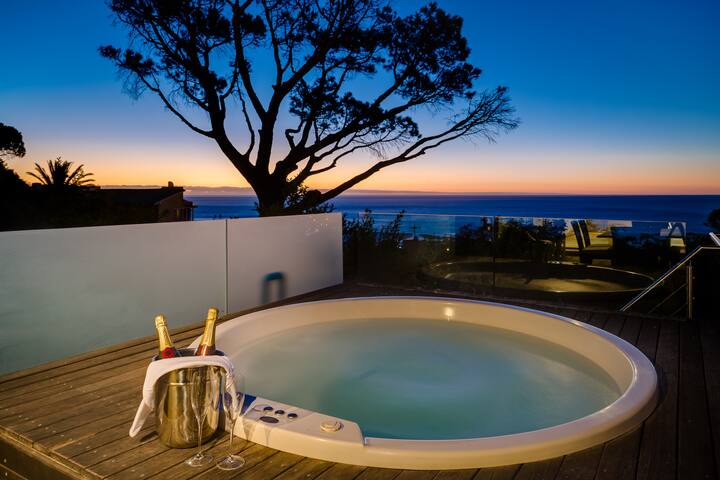 Serenity 18 Ronald Road Camps Bay (Views & Solar) gallery image 4