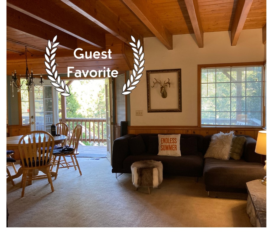 Lakecation Forest Mountain TreeHouse, Lake view Cabins for Rent in