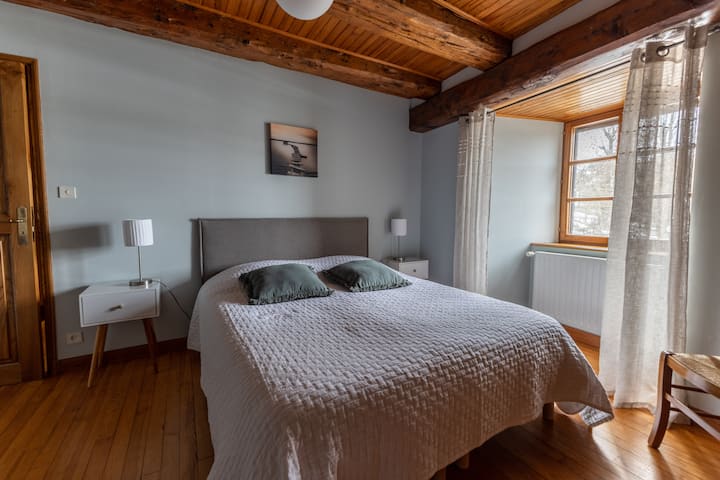 Спалня #2 - 1 - ви етаж  (легло 160)