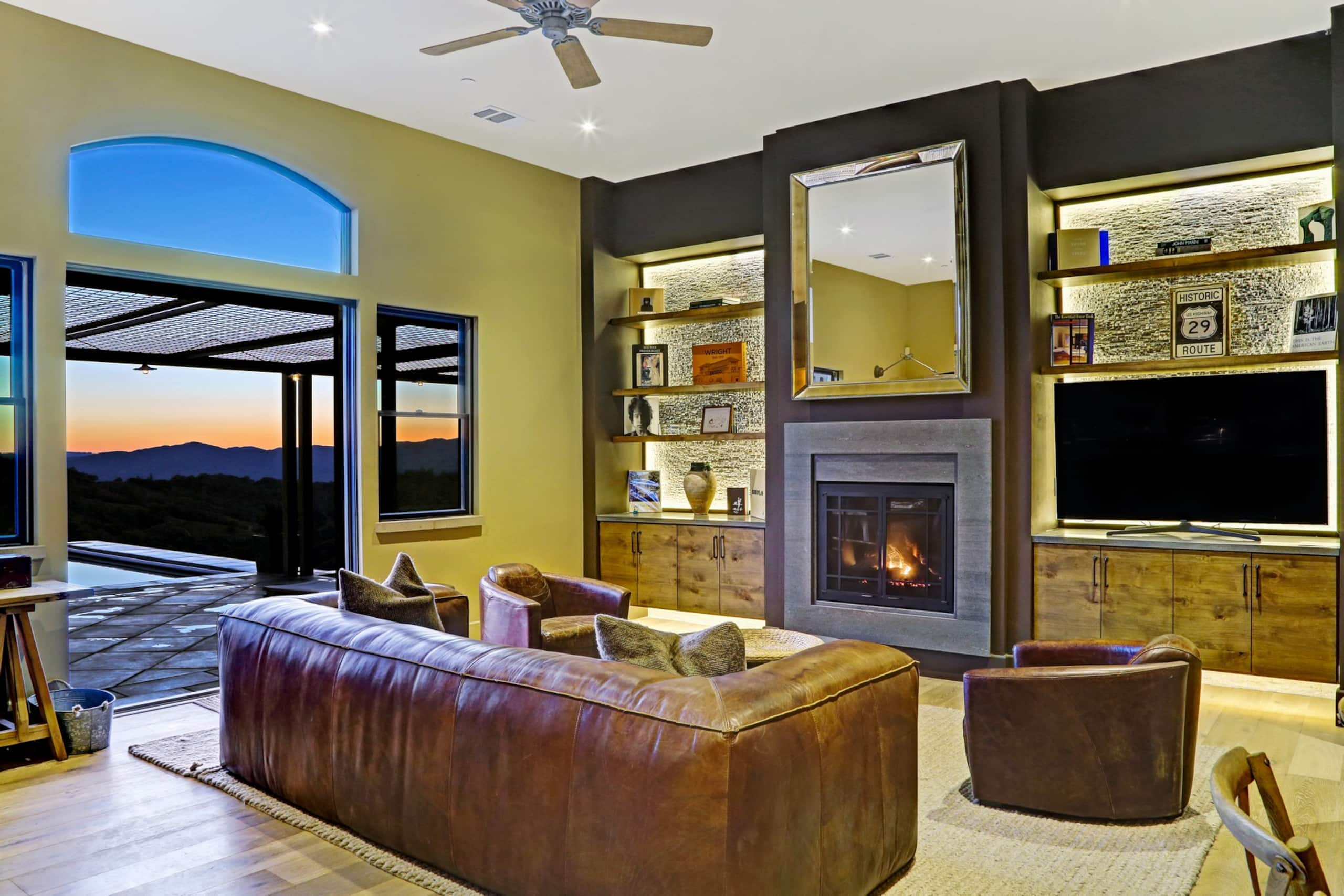 70-Acre Estate with 360 Vineyard Views - Photo 9