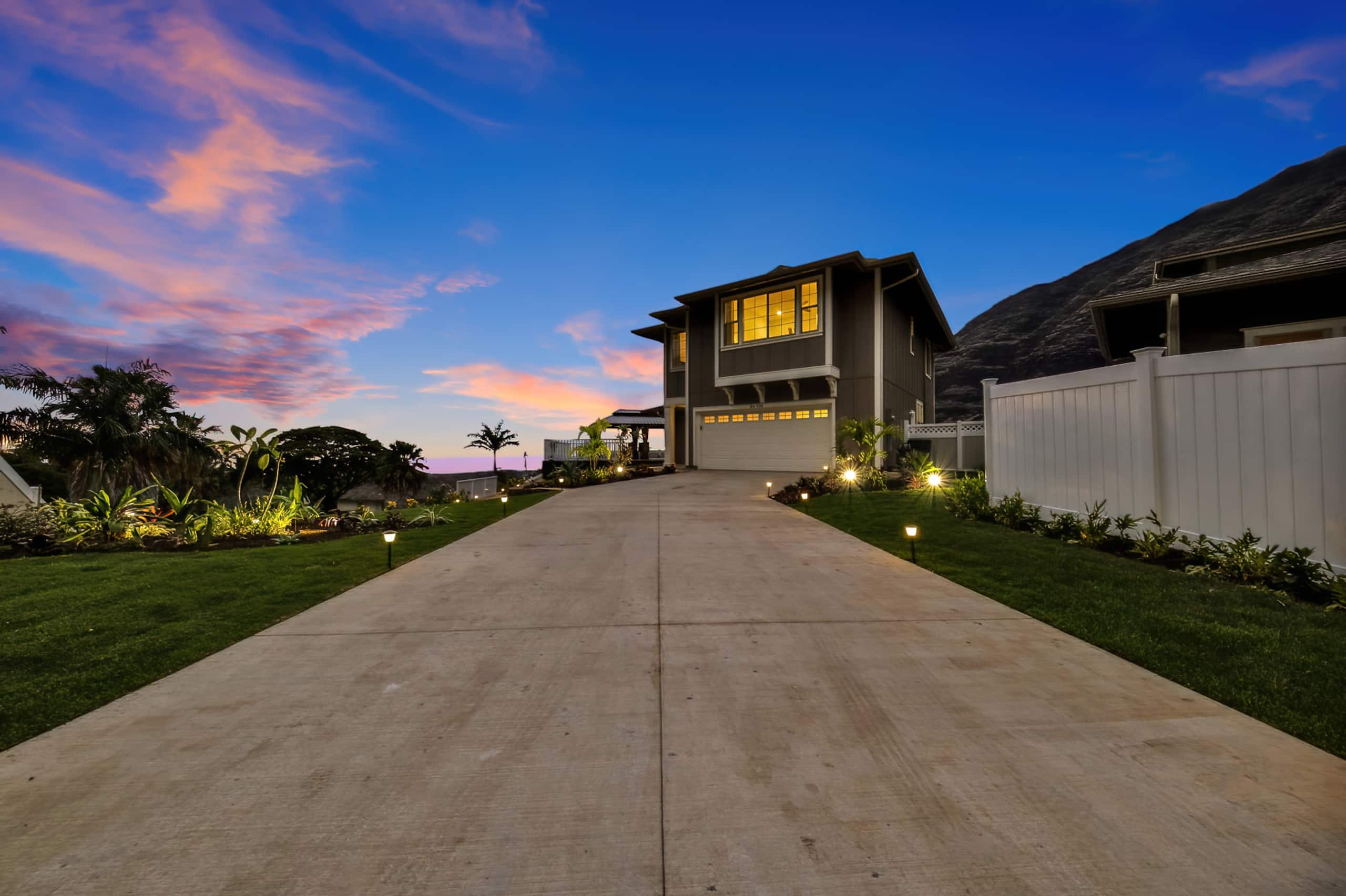 Home in Waianae · ★4.9 · 4 bedrooms · 6 beds · 2.5 private baths - Image 18
