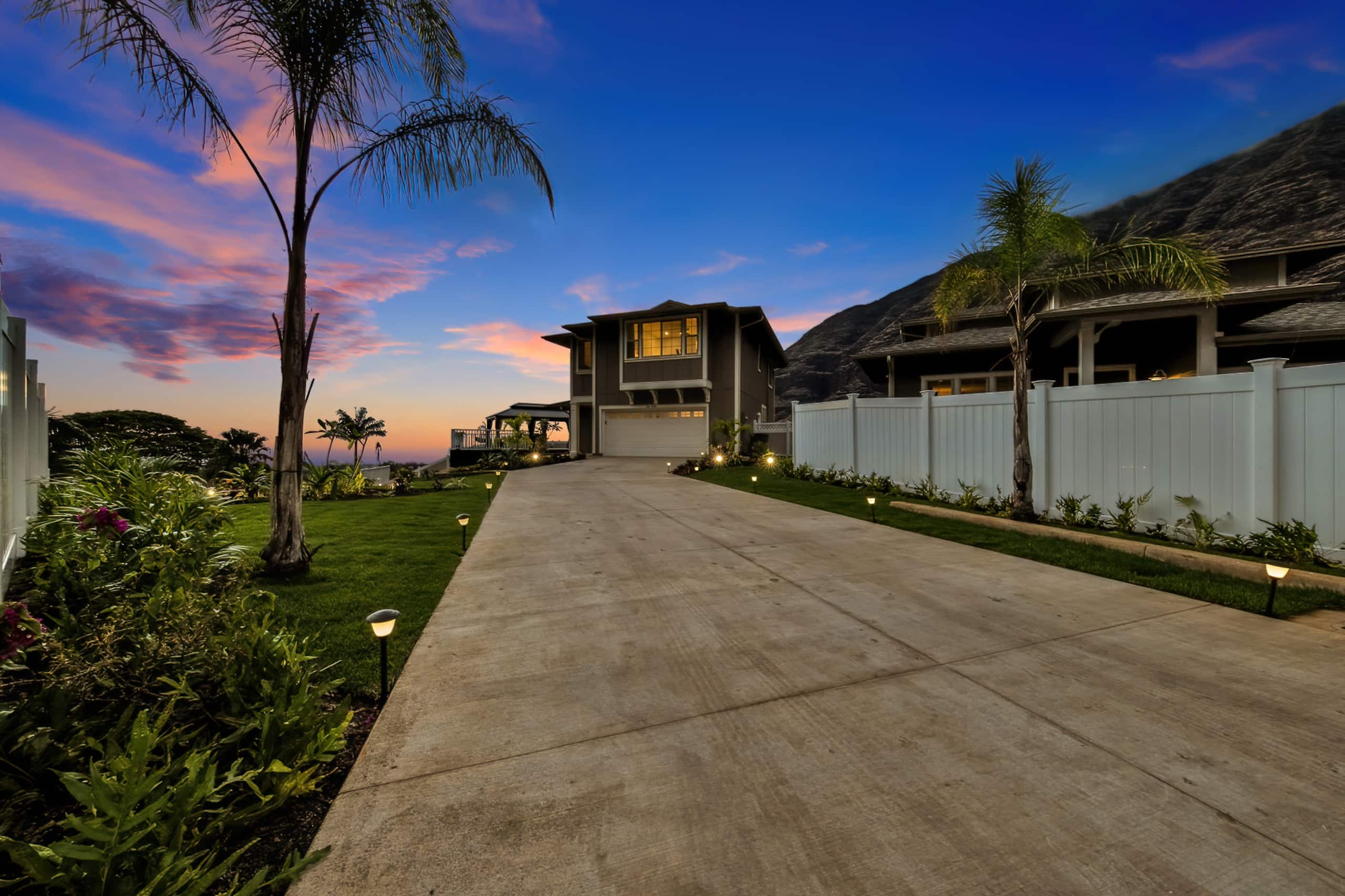 Home in Waianae · ★4.9 · 4 bedrooms · 6 beds · 2.5 private baths - Image 33