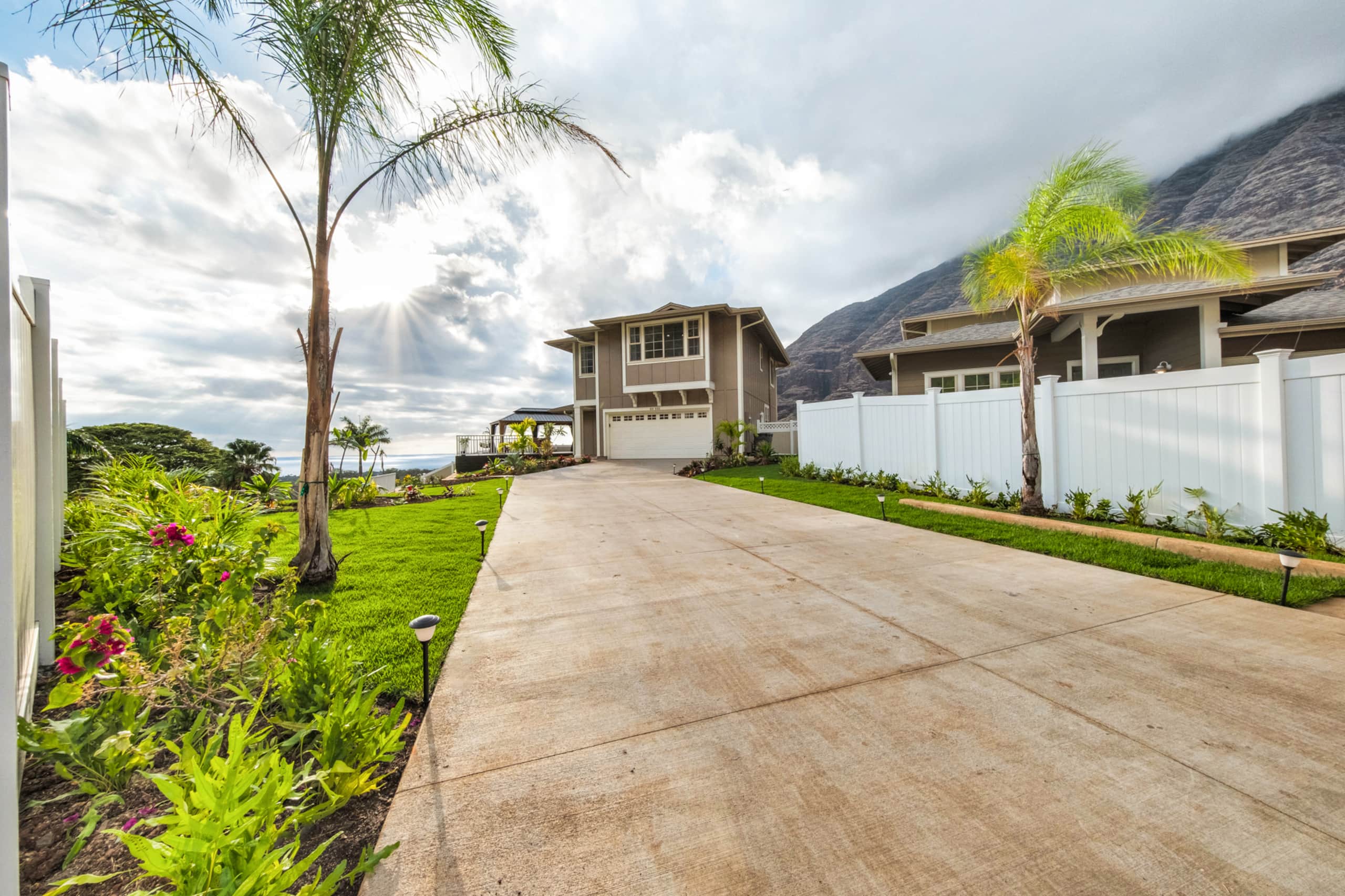 Home in Waianae · ★4.9 · 4 bedrooms · 6 beds · 2.5 private baths - Image 46