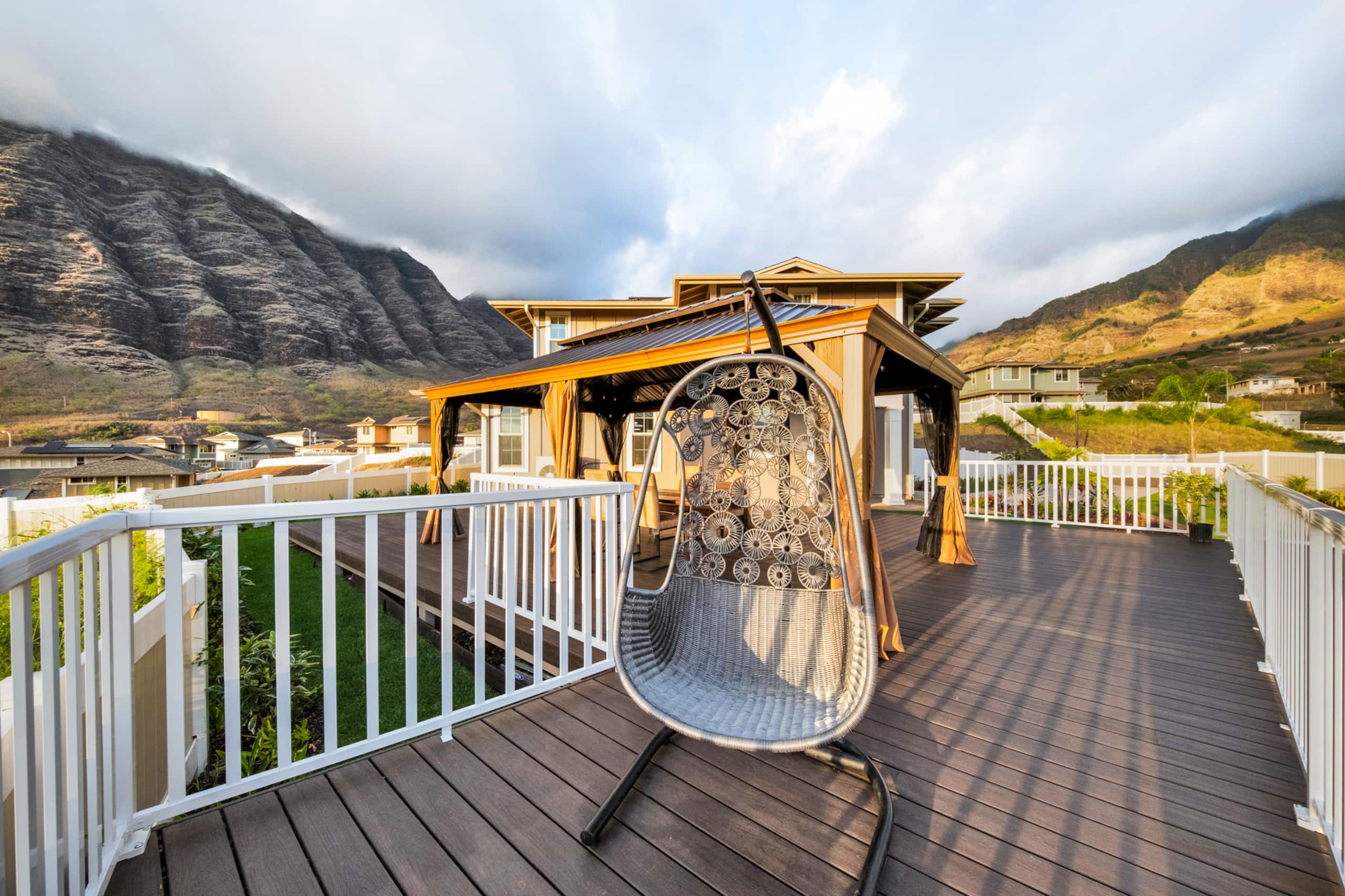 Home in Waianae · ★4.9 · 4 bedrooms · 6 beds · 2.5 private baths - Image 4