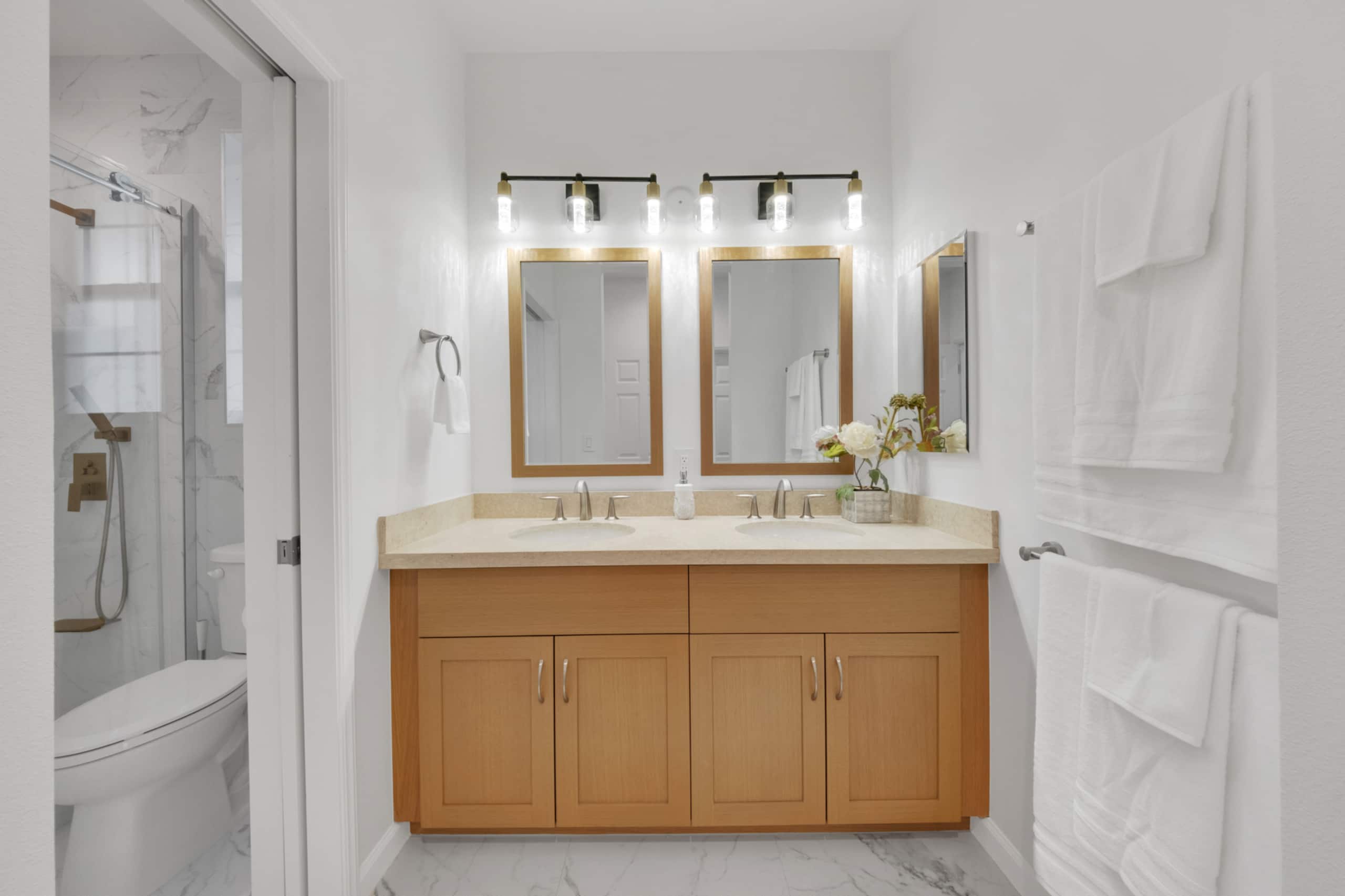 Home in Waianae · ★4.9 · 4 bedrooms · 6 beds · 2.5 private baths - Image 43
