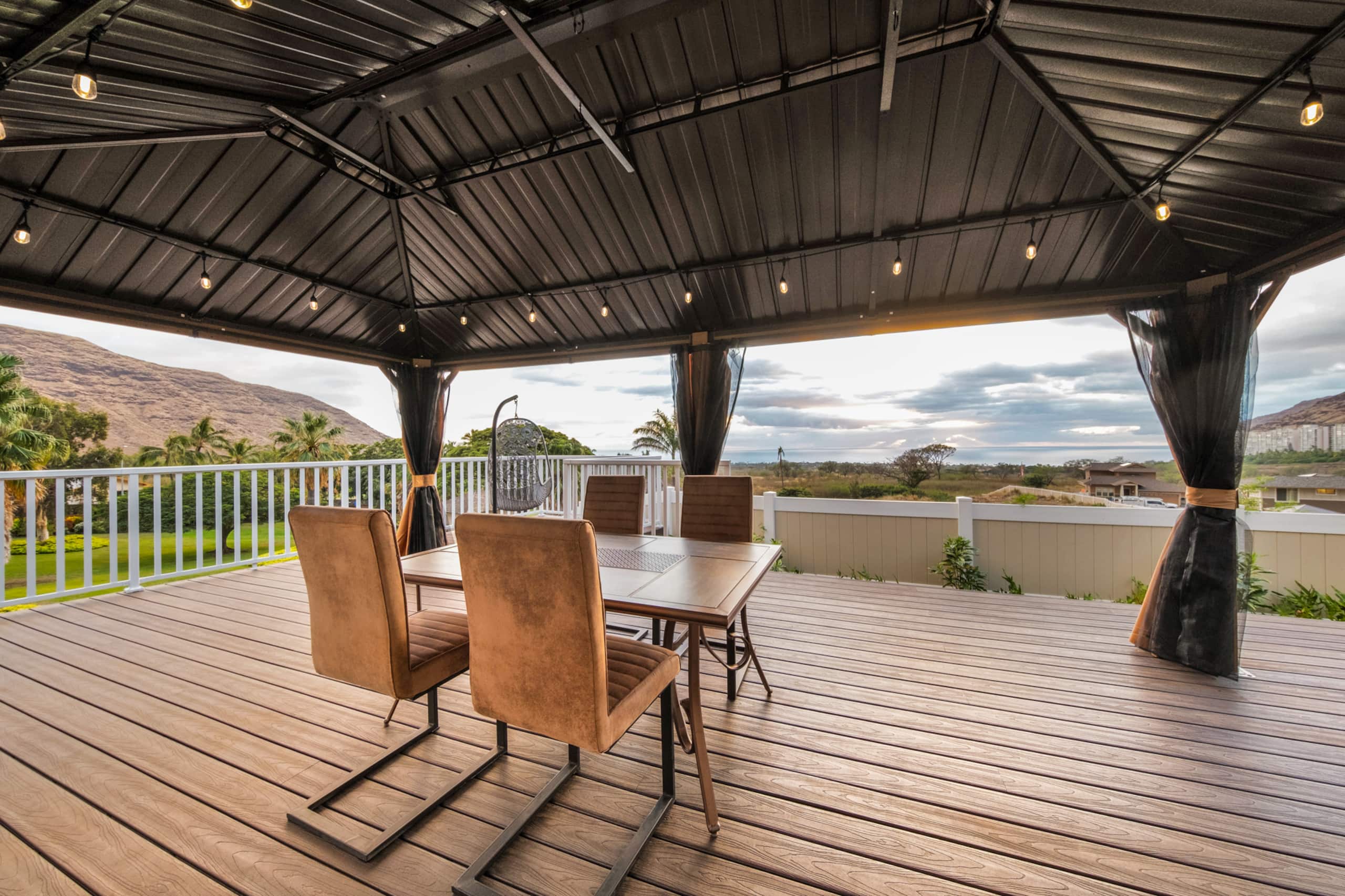 Home in Waianae · ★4.9 · 4 bedrooms · 6 beds · 2.5 private baths - Image 56