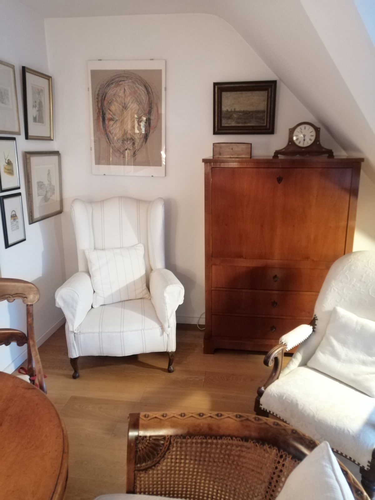 Top performing Airbnb: Cosy flat with view on the park in Derendorf