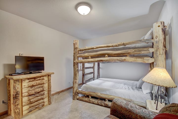 Doppelbetten mit Queensize-Doppelbett