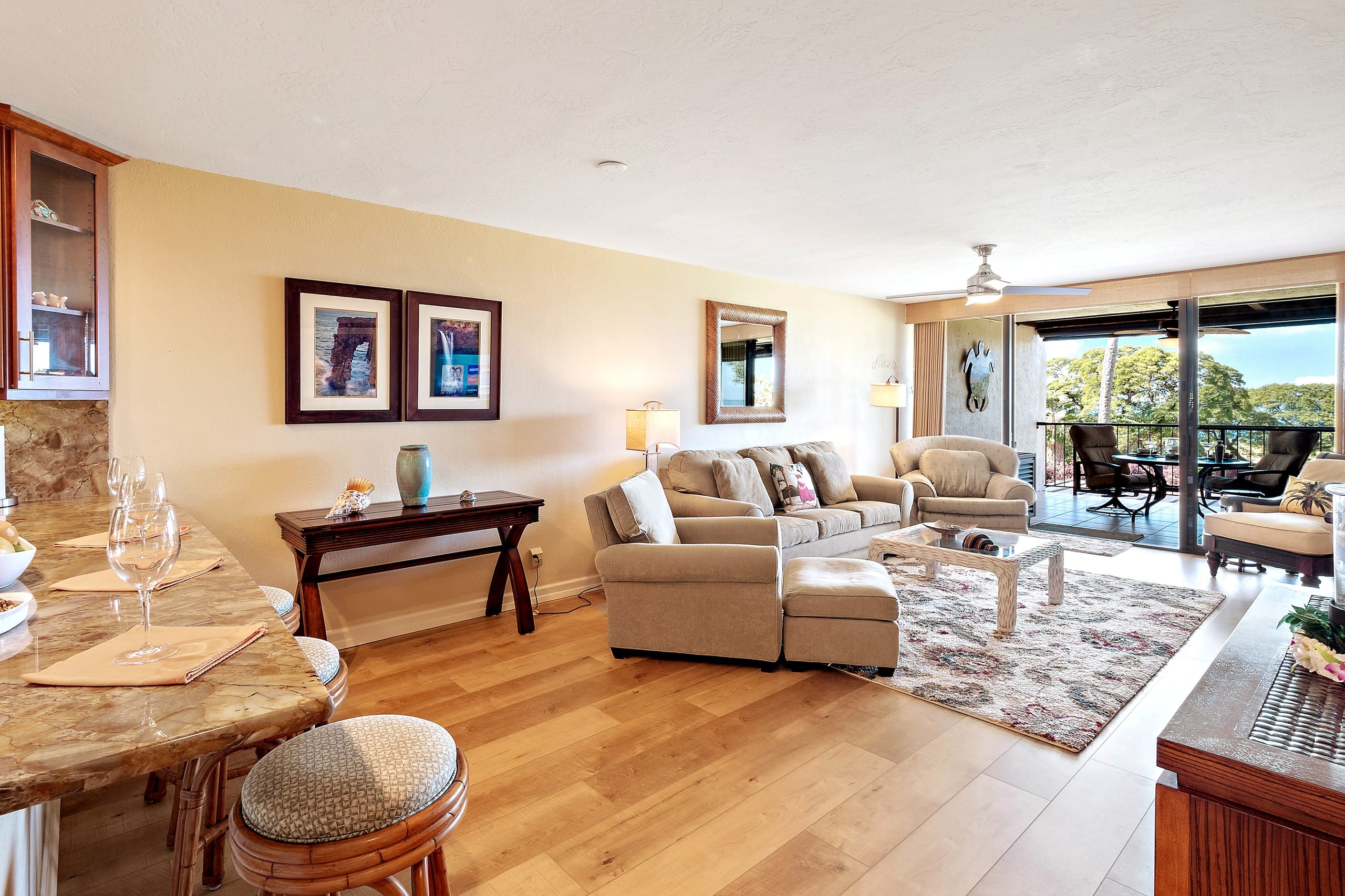 Condo in Kailua-Kona · ★4.9 · 2 bedrooms · 3 beds · 2 private baths - Image 1