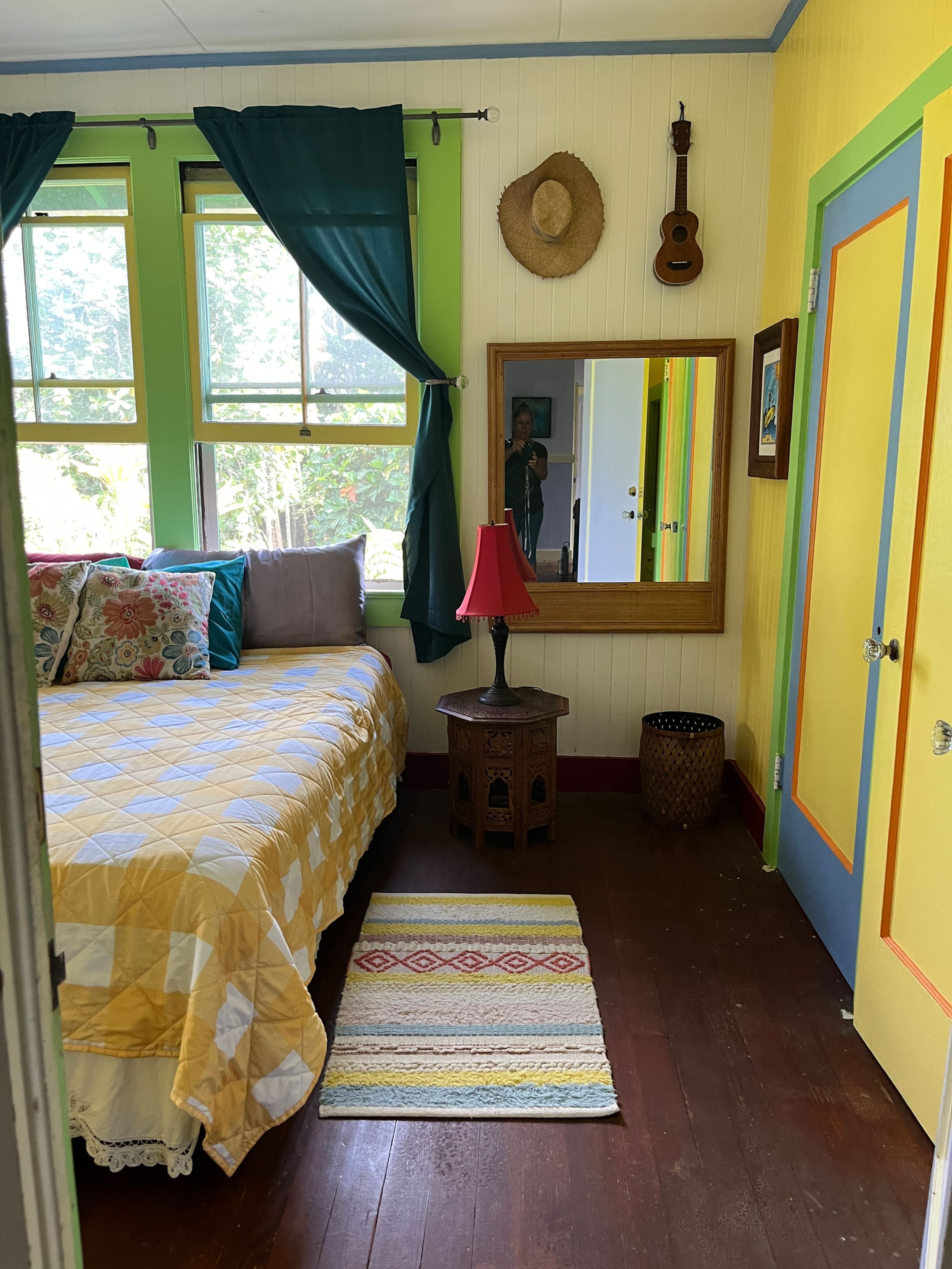 Home in Papaikou · ★4.93 · 1 bedroom · 1 bed · 1 shared bath - Image 10