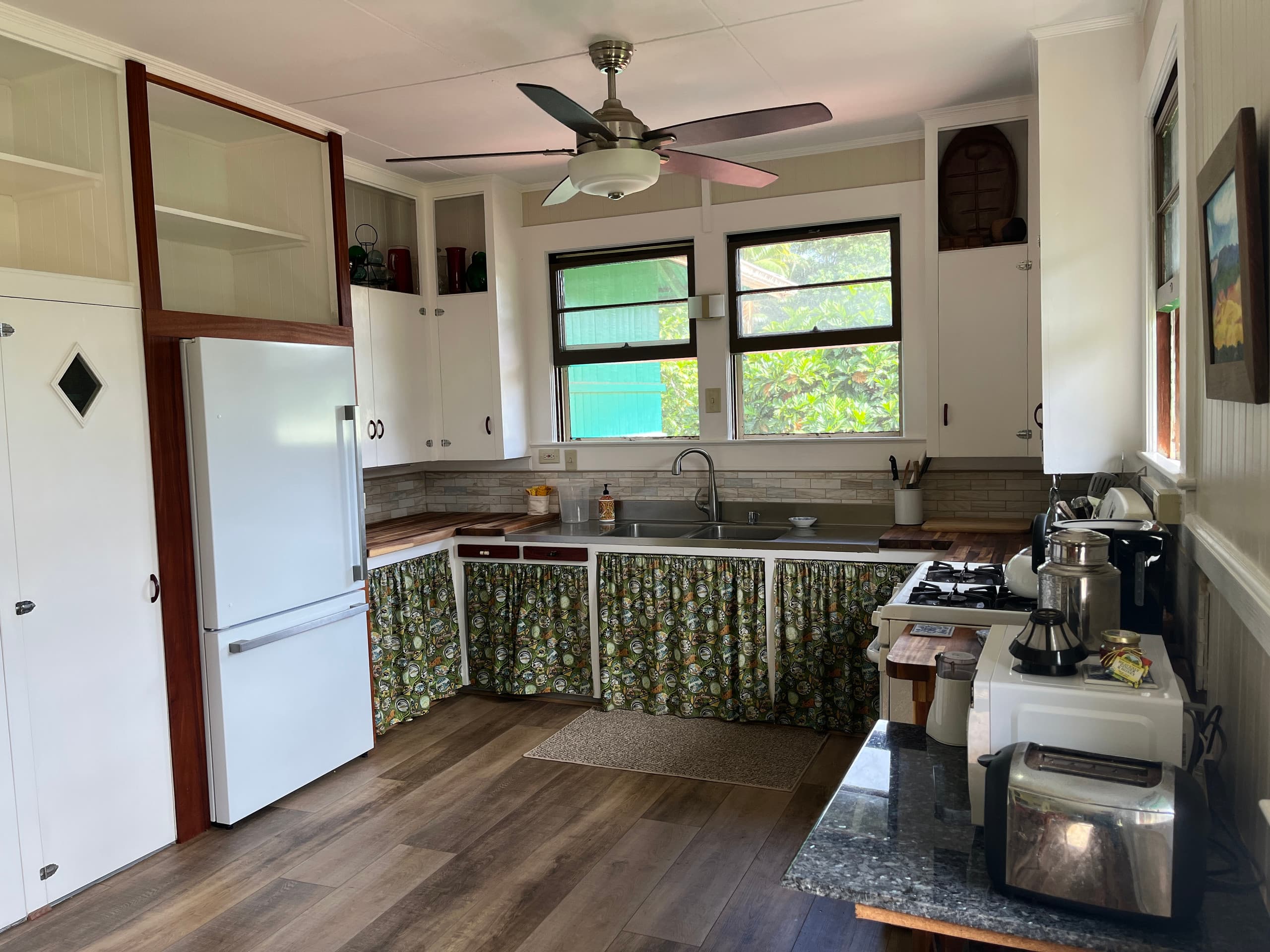 Home in Papaikou · ★4.93 · 1 bedroom · 1 bed · 1 shared bath - Image 7