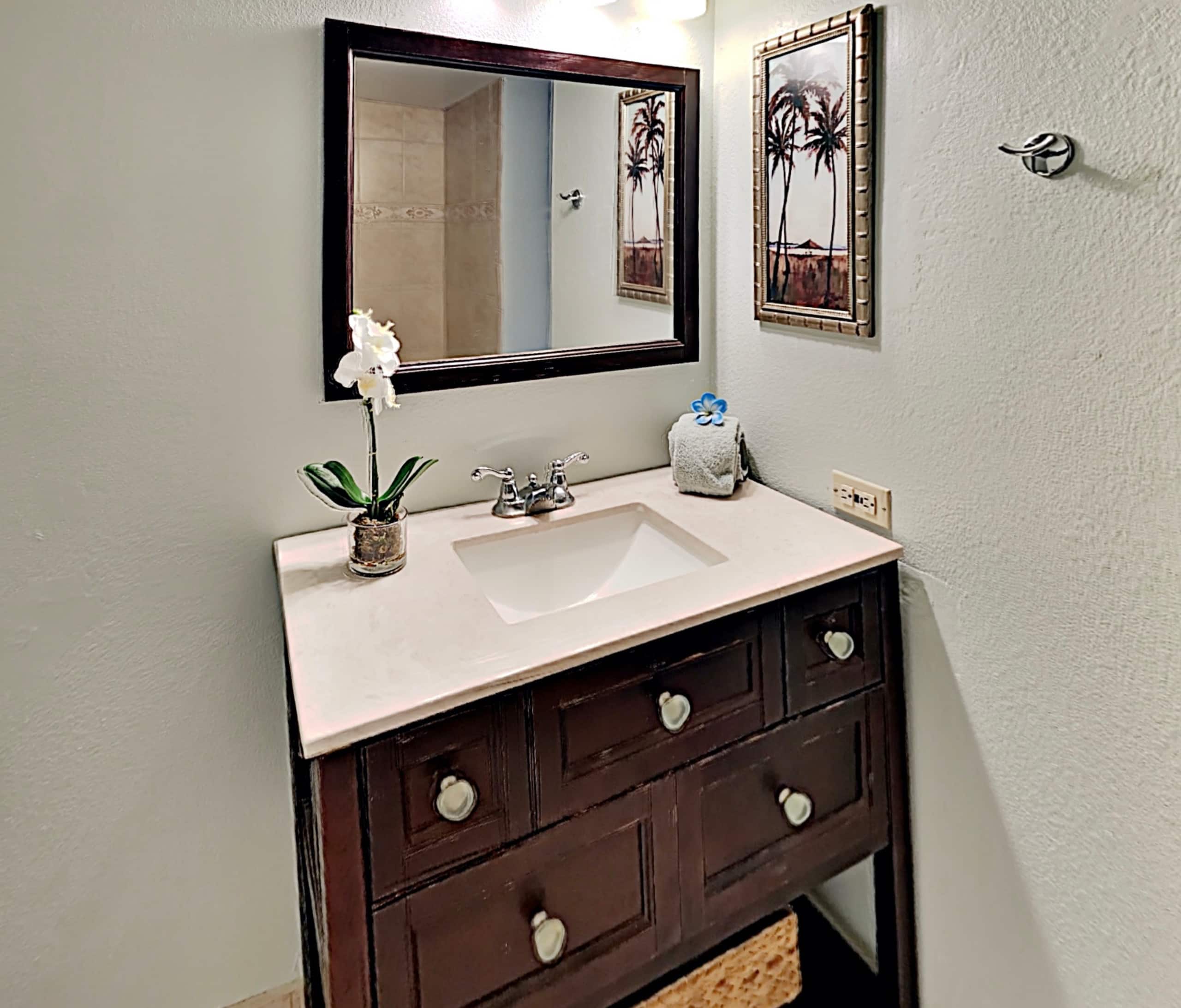 Last Minute Incredible Deal Fully Renovated 1b/2ba - Image 21