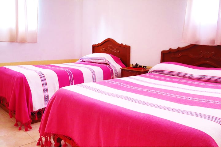 חדר שינה 2 / חדר 2