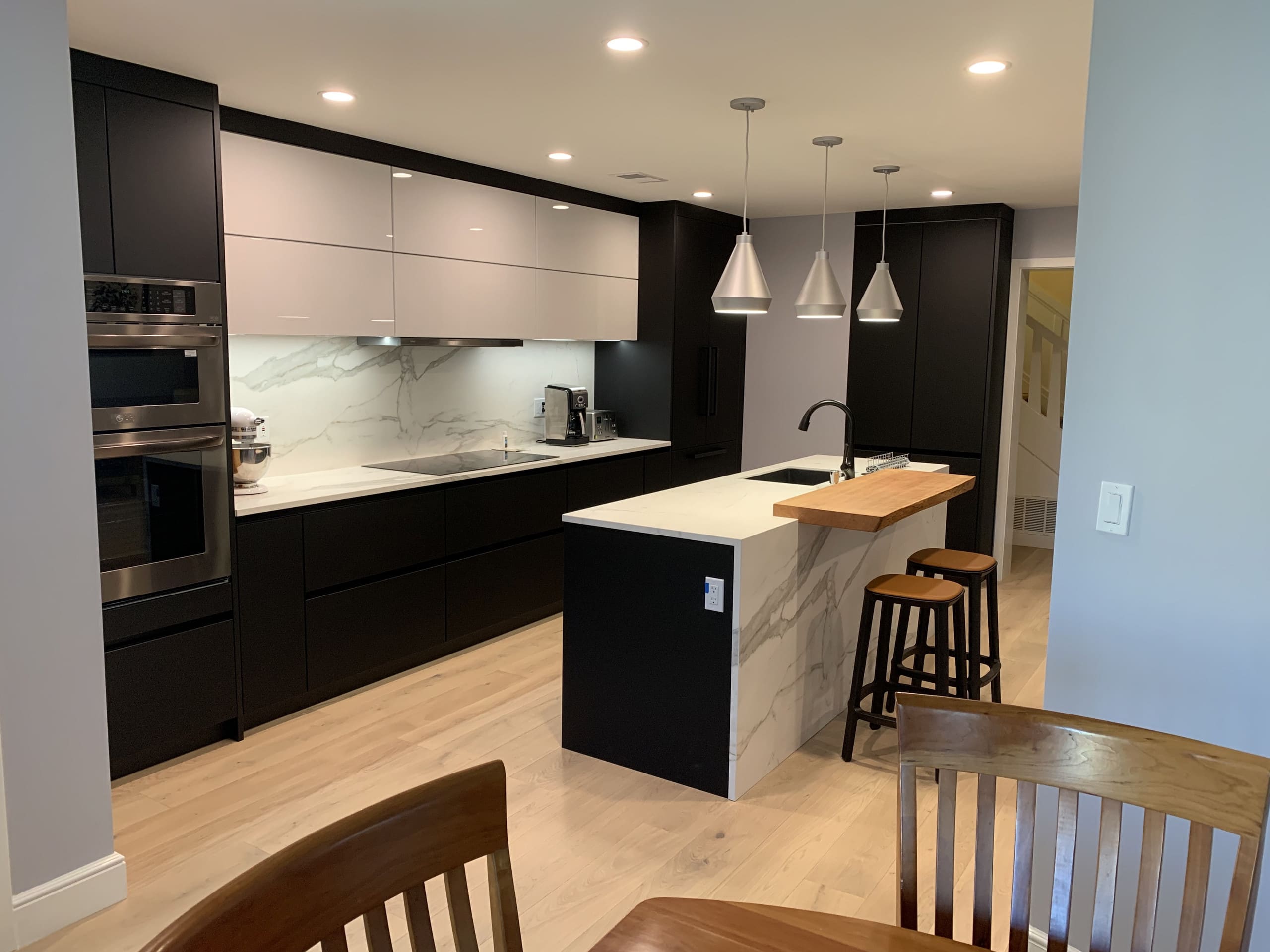 Home in San Francisco · ★5.0 · 4 bedrooms · 4 beds · 2.5 baths - Image 1