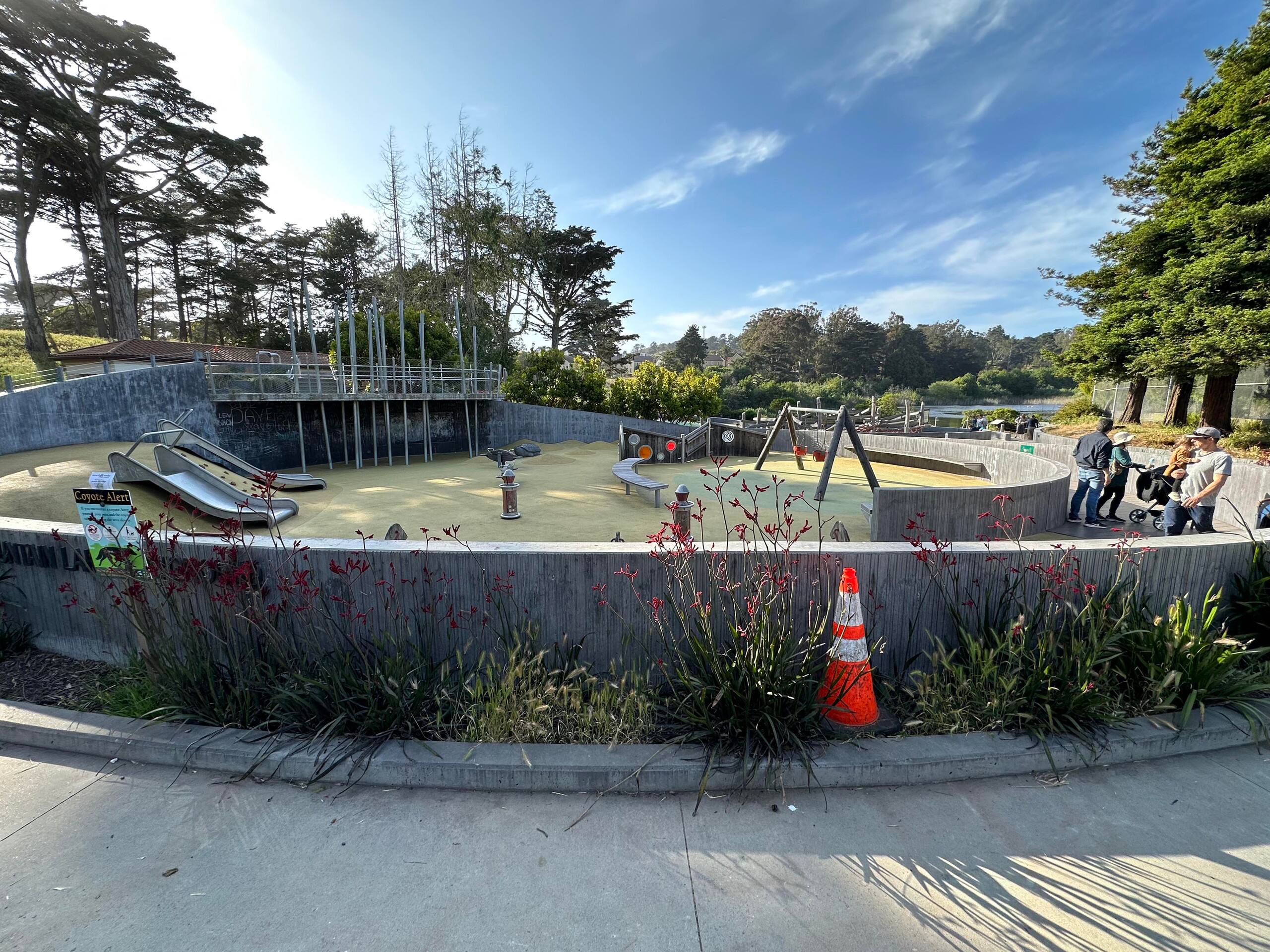 Home in San Francisco · ★5.0 · 4 bedrooms · 4 beds · 2.5 baths - Image 27