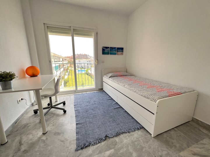 Втора спалня с легло тип сандвич