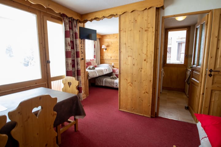 Piste Pads self catered ski holidays & property services in La Plagne 
 managed Airbnb listing 3