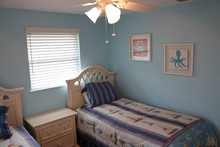 غرفة النوم 2