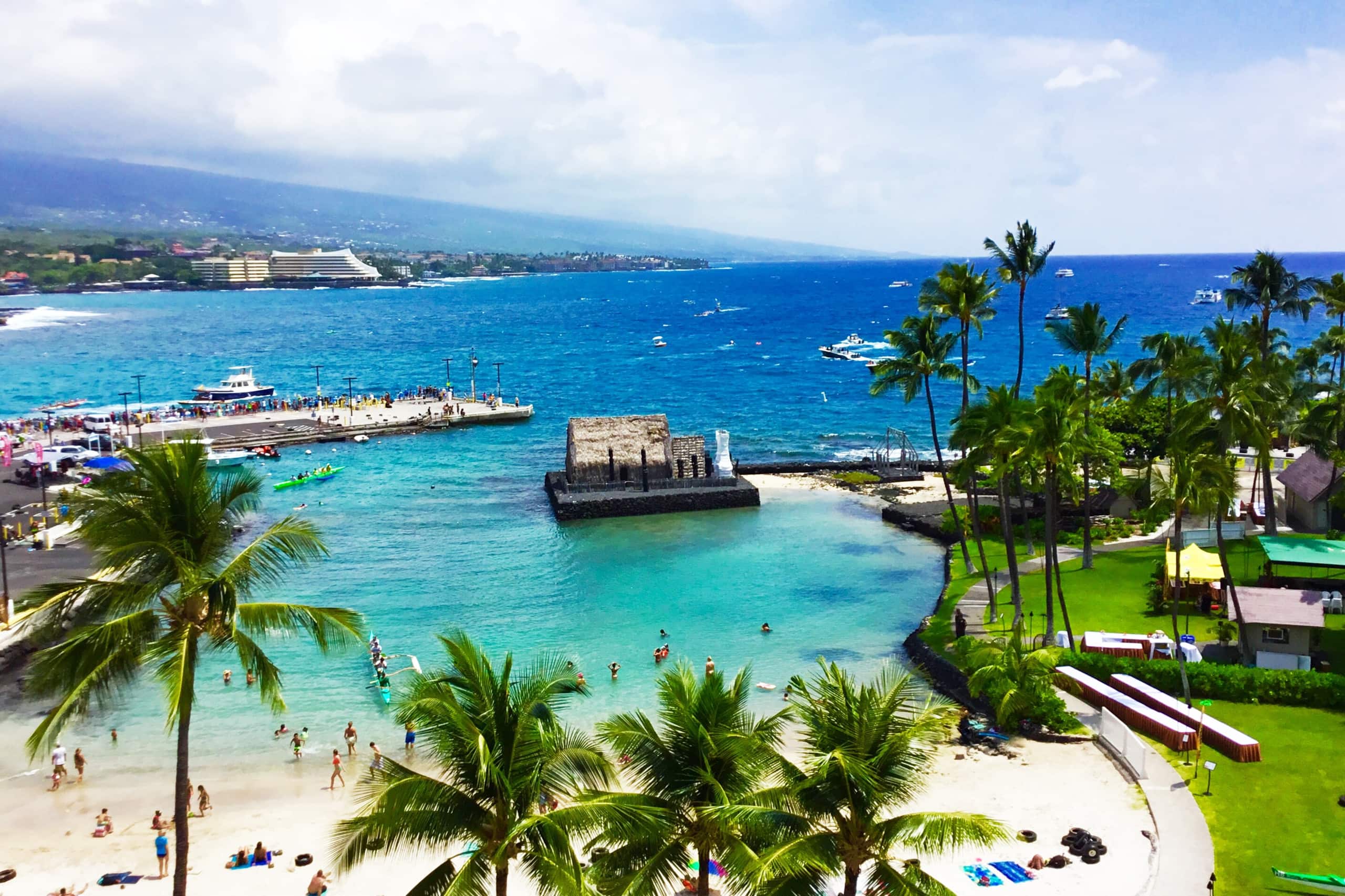 Home in Kailua-Kona · ★4.79 · 5 bedrooms · 8 beds · 2 shared baths - Image 16