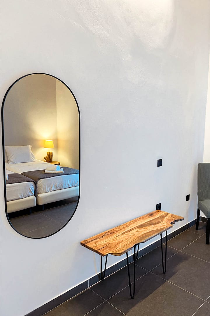 ห้องนอนที่สอง (Second Bedroom)