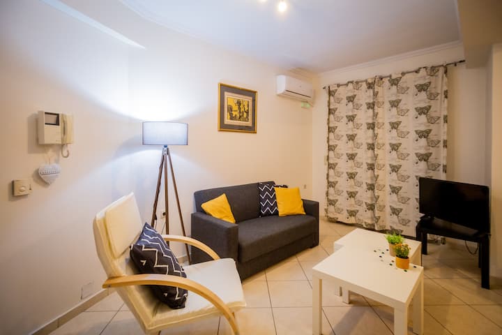 "Fotis" New Built Apartment At The Centre Of Town - Kalamaki