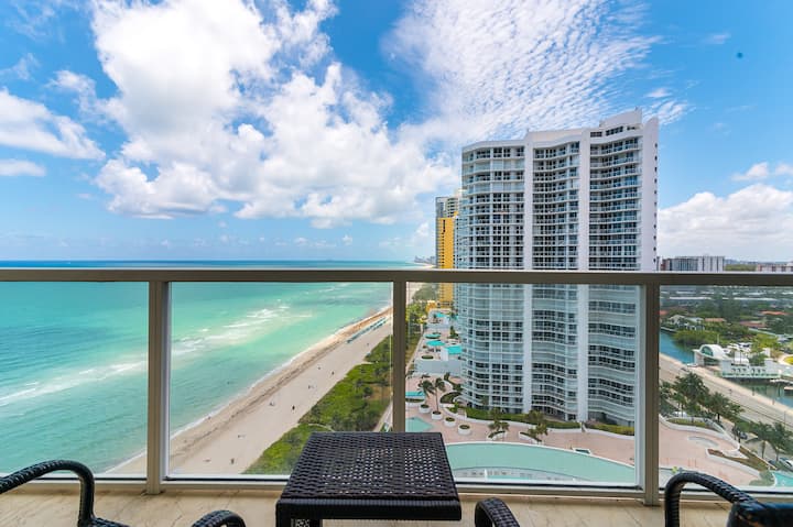 Haulover Beach Vacation Rentals & Homes - Florida, United States | Airbnb