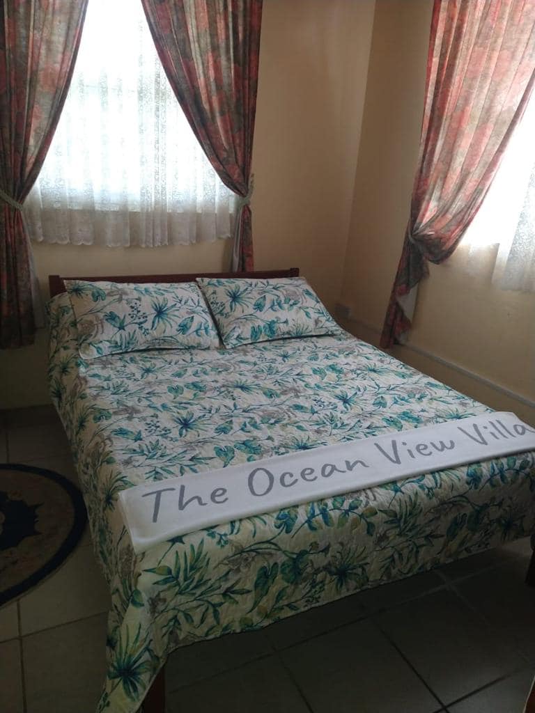 חדר שינה מס '1 עם מיטה מלאה