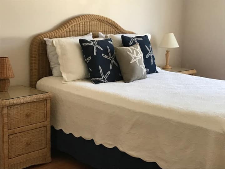 Bed Room 2 - Queen Bed