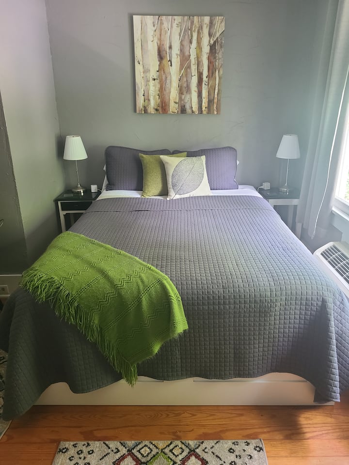 GreenLife Inn at Mimosa Room 211 Tryon, NC Airbnb Airbnb