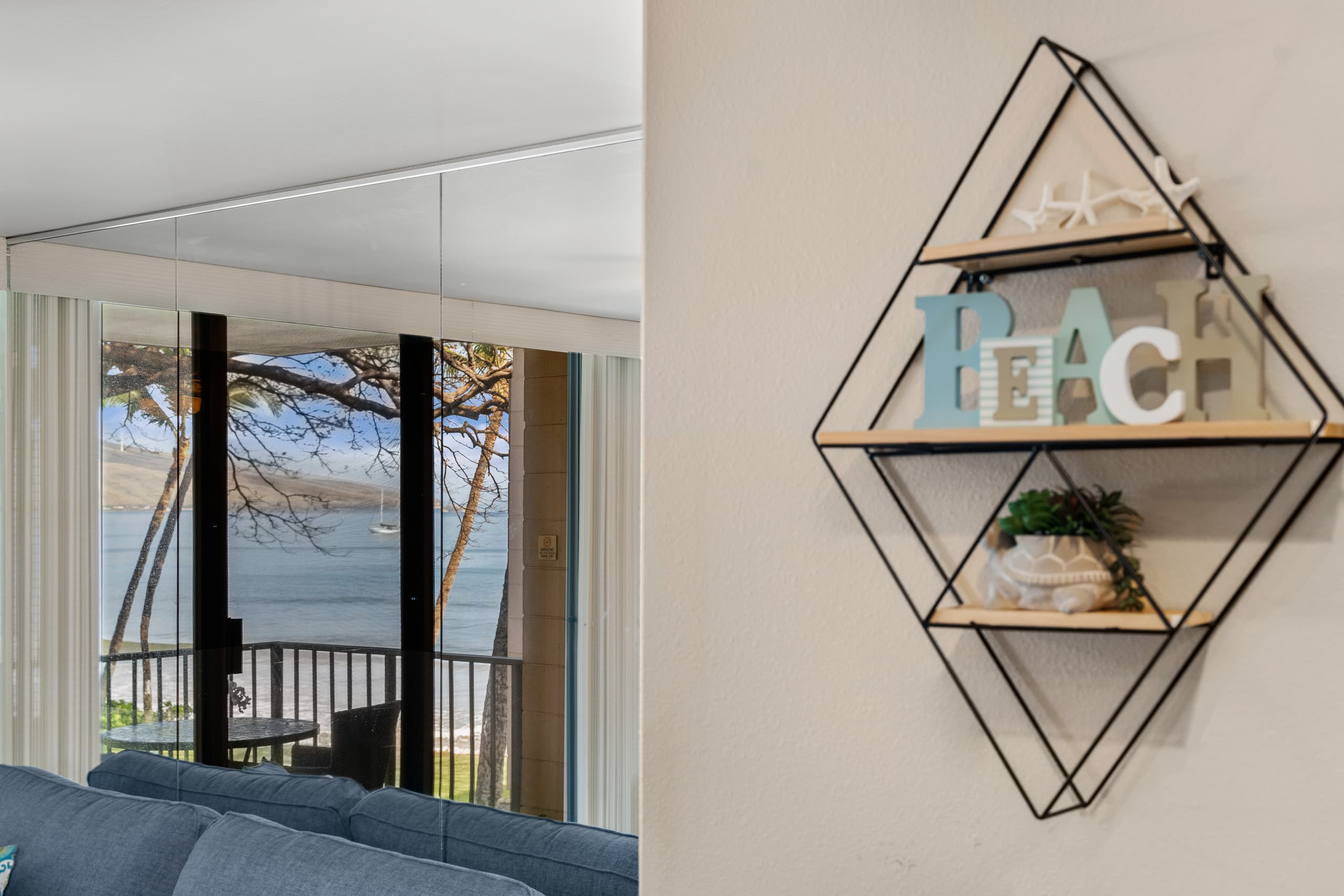 Awesome Oceanfront Condo KR207 - Image 14