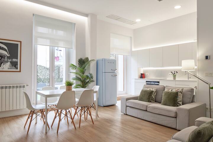 150m Playa la Concha + AA + PARKING (OPCIONAL)