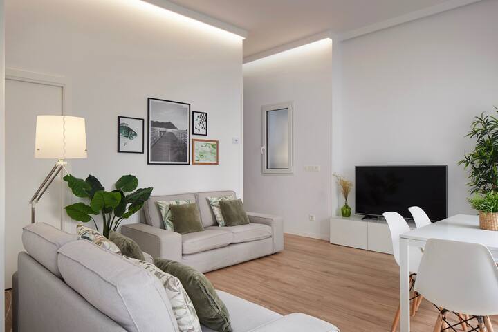 150m Playa la Concha + AA + PARKING (OPCIONAL) gallery image 5