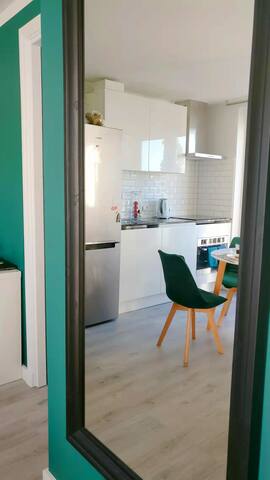 Designed Penthouse, Amsterdam city center gallery image 5