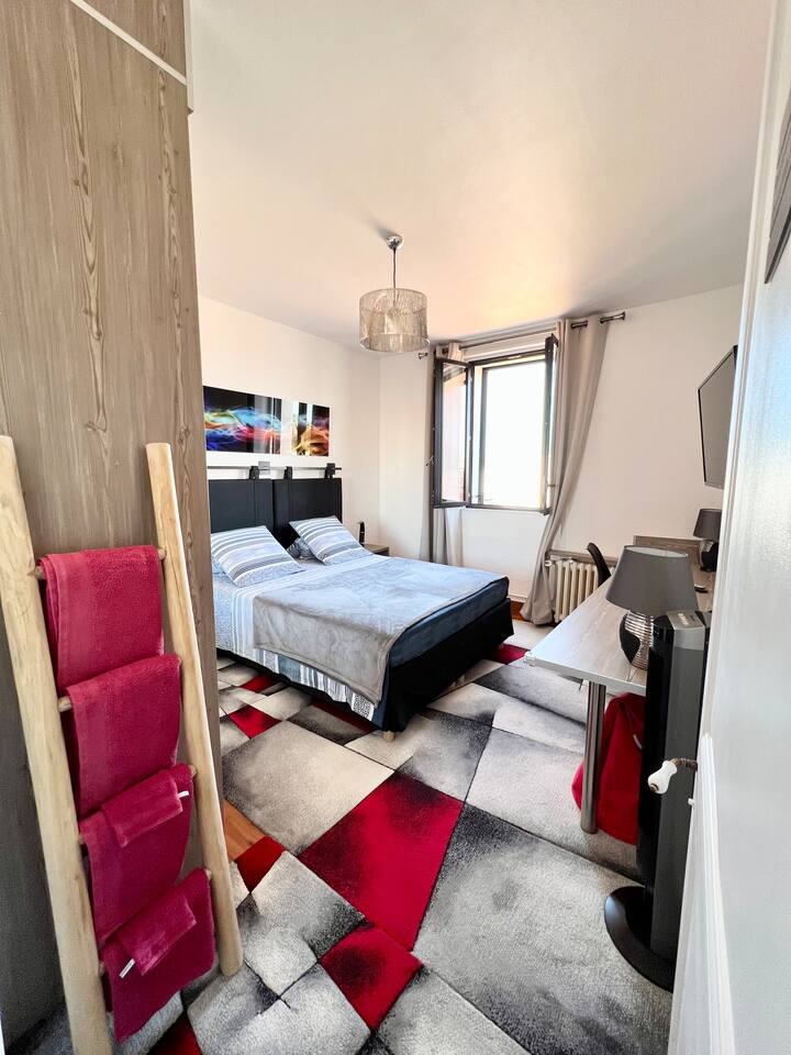 Კონდიცირებული წითელი ოთახი