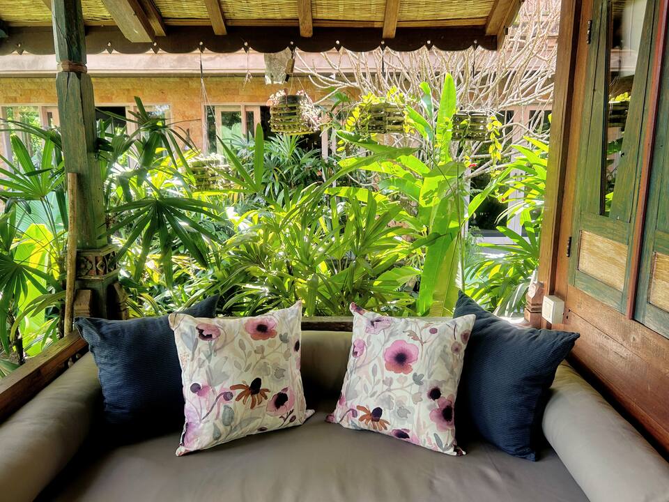 Tresna Bali Cabin, a rebuilt teak house, Bedulu, Ubud, Bali, Indonesia, photo 8 of 10
