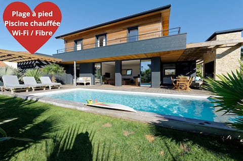 Popular Airbnb listing: Contemporary Villa: Heated Pool. Walking distance to the beach in Capbreton