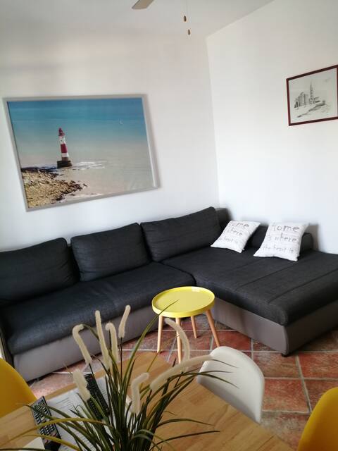 Top Airbnb: Excellent apartment with jacuzzi-SEA VIEW in Općina Novigrad