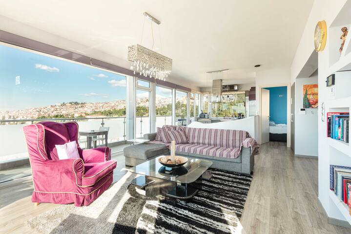 Arvanitidis Suites Presidential luxury suite gallery image 2