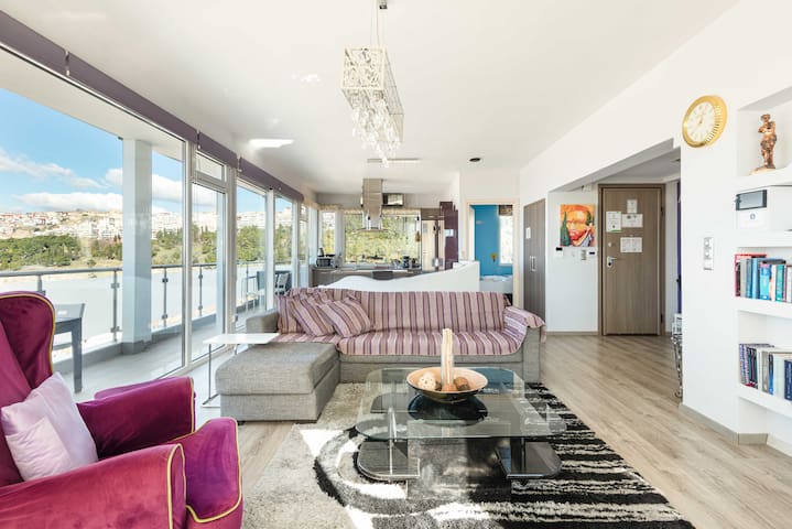 Arvanitidis Suites Presidential luxury suite